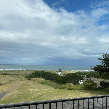 Beachcombers Inn Gold Beach Exterior photo