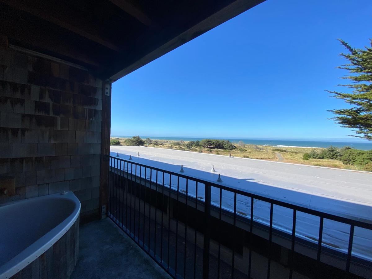 Beachcombers Inn Gold Beach Exterior photo